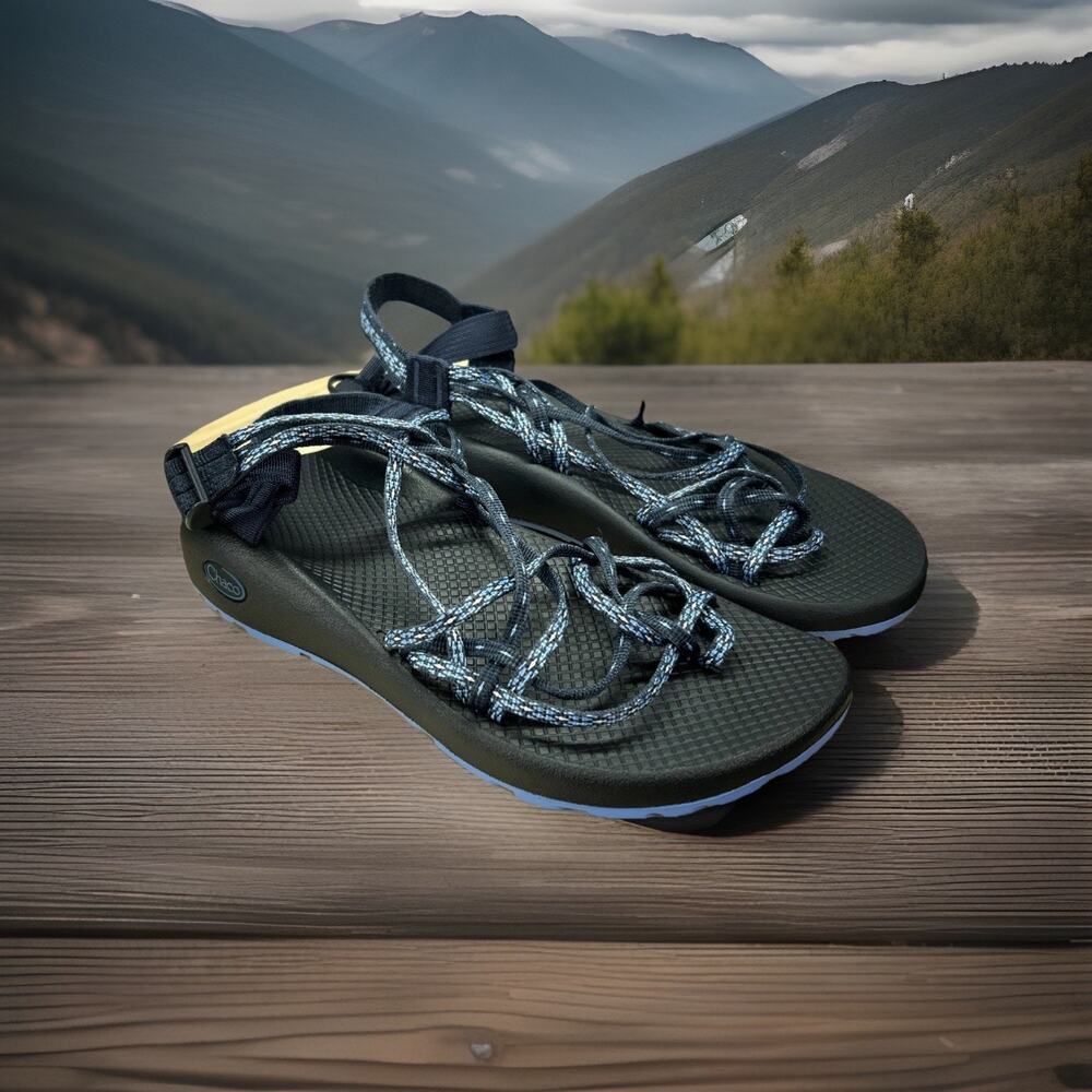 Chaco Sandals Womens 10 Black Blue Strappy Water Shoes Toe Loop Outdoor Hiking